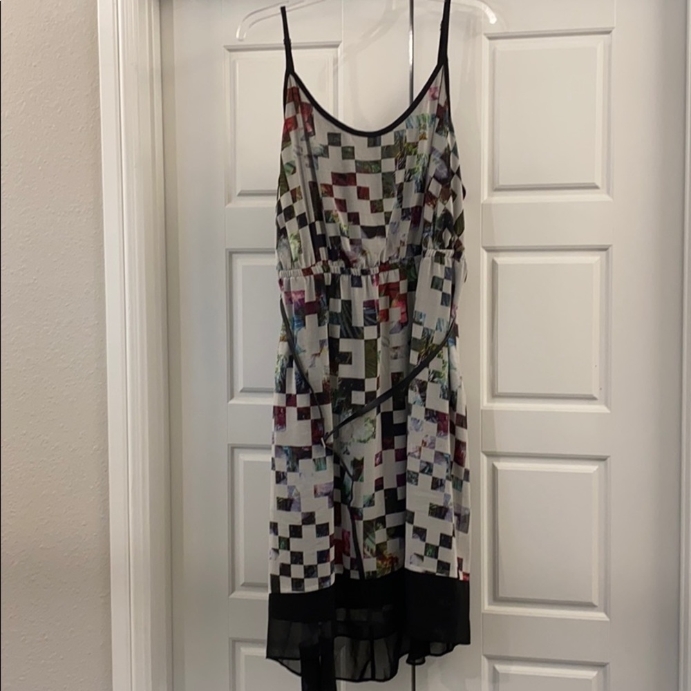 Pixel dress with black skinny belt